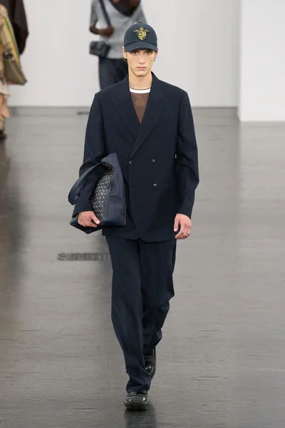 Look 29